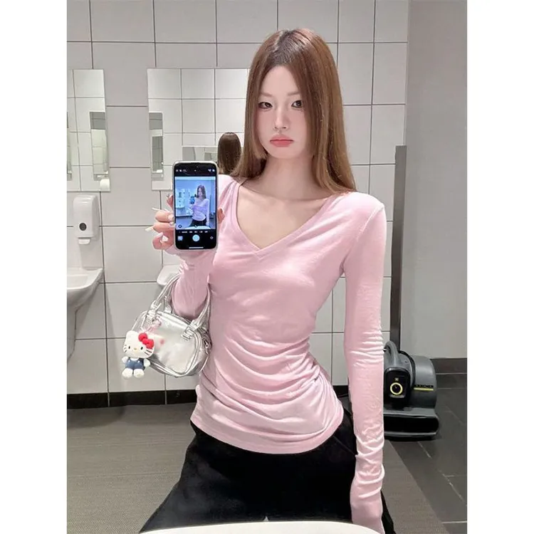 甜辣妹粉色V领正肩长袖t恤女秋新款修身显瘦甜美时尚收腰洋气上衣