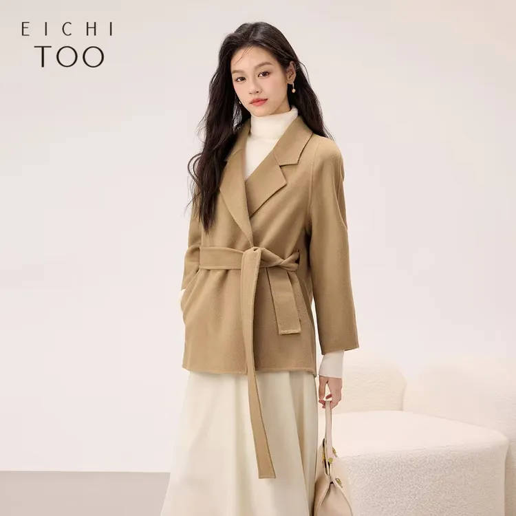 爱居兔冬季毛呢外套小个子短款绵羊毛大衣外套EWDSJ4P706A