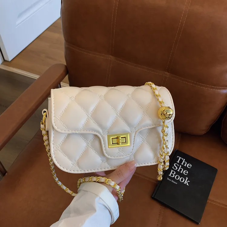 小香风菱格绣线小方包2025新款高级感百搭时尚洋气单肩斜跨包