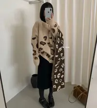 （暖暖豹）韩国代购设计感豹纹显瘦保暖羊毛毛衣两件套(配围脖)4009
