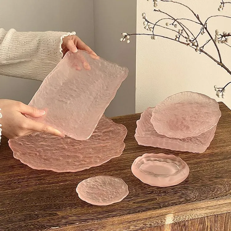 高级感粉色不规则冰露玻璃盘子家用点心碟水果盘精致甜品托盘餐具