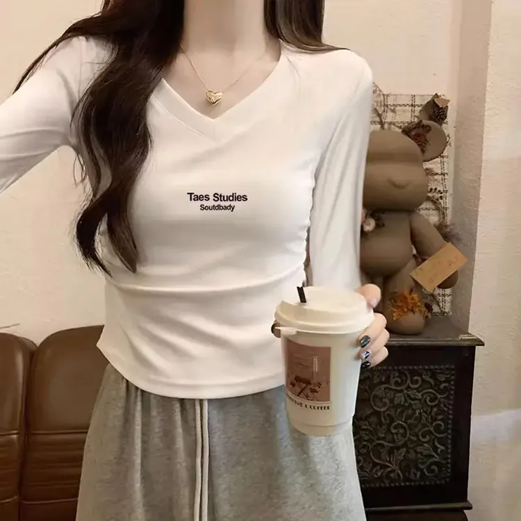 2025早秋新款爆款巨好看的v领掐腰小上衣女韩系漂亮设计感长袖t恤