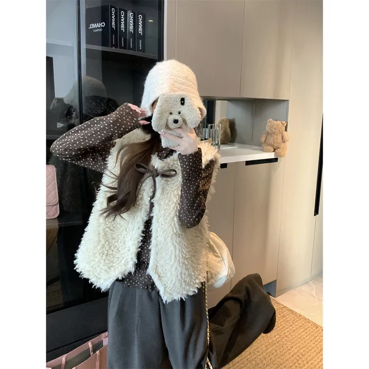 蝴蝶结系带叠穿马甲外套女秋冬2025新款无袖宽松显瘦毛毛百搭马夹