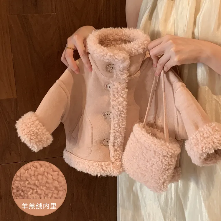 小沐沐女童仿麂皮绒外套冬装2025新款小童女宝宝一体羊羔绒外套
