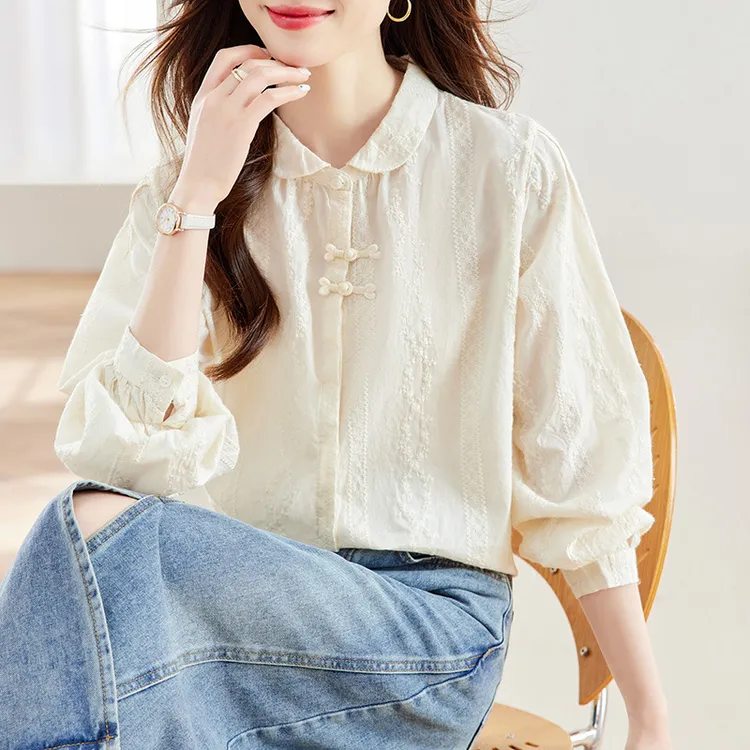 棉茧杏色绣花衬衫女长袖高级感上衣2025秋新中式国风纯棉盘扣衬衣
