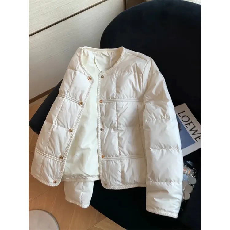 白色小香风圆领棉服女2025新款冬季轻薄高级感显瘦气质巨好看外套