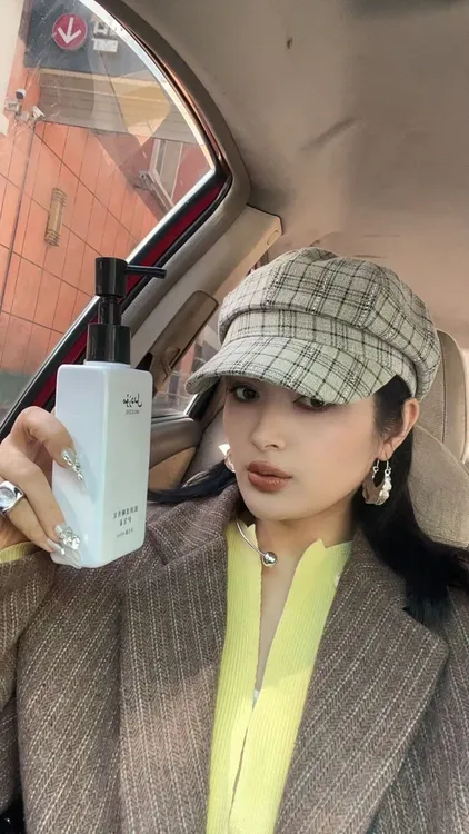 MUZDIL香氛洗发水控油蓬松深层清洁持久留香适合家庭男女使用