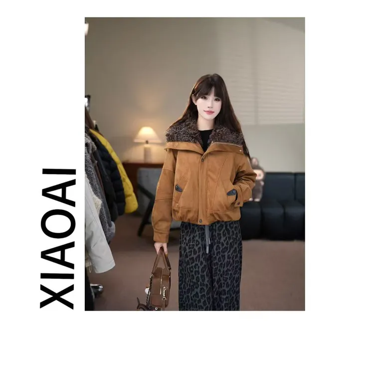 2025冬季大翻领慵懒复古感保暖显瘦短款羽绒服6677