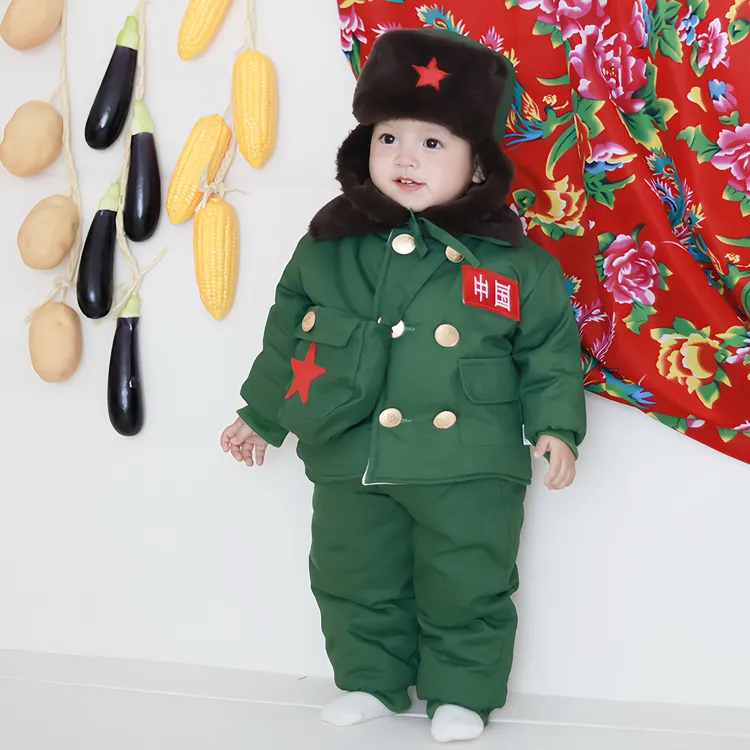 婴幼儿套装冬季加厚保暖军大衣周岁棉衣超萌外出男宝宝洋气军大衣