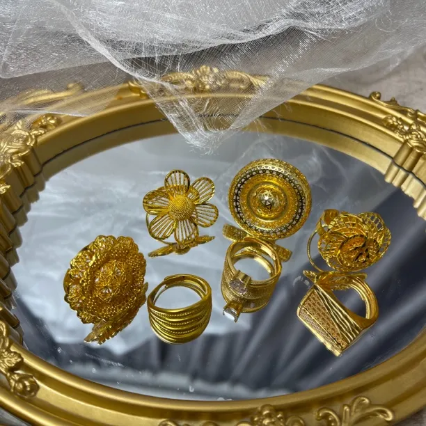 铜合金莫桑石戒指 金色甜美风民族风女活口饰品宫廷风精美法式气