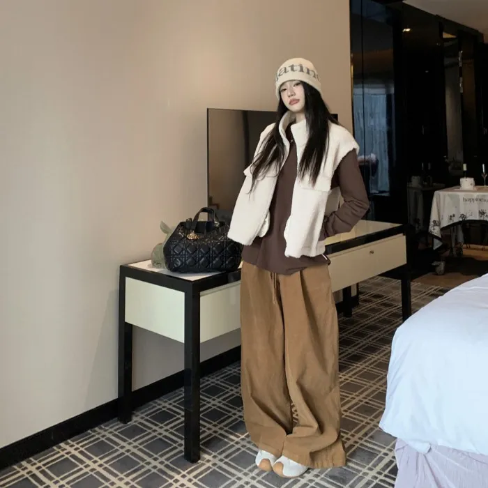 休闲立领拉链背心马甲女内搭T恤秋季新款灯芯绒抽绳阔腿裤三件套