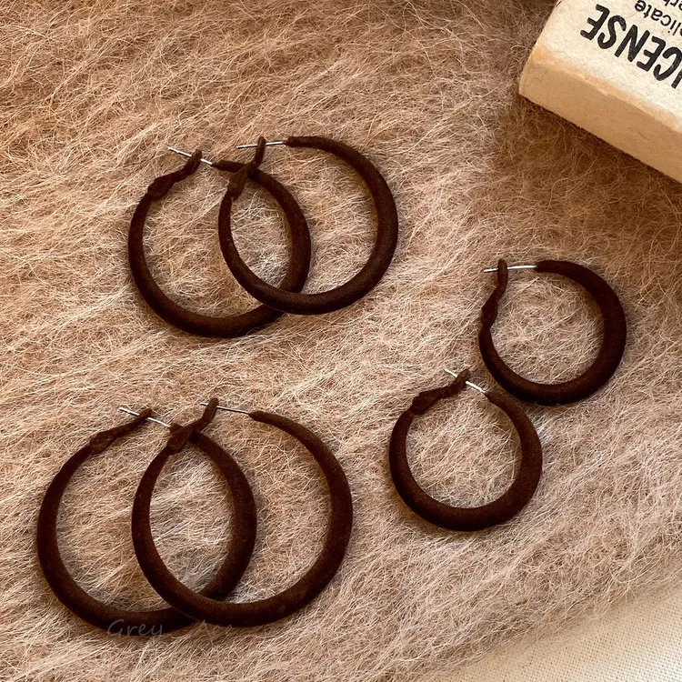 铜合金耳饰 雅丹风美拉德植绒素圈耳环女耳圈圆圈素圈耳饰耳钉潮