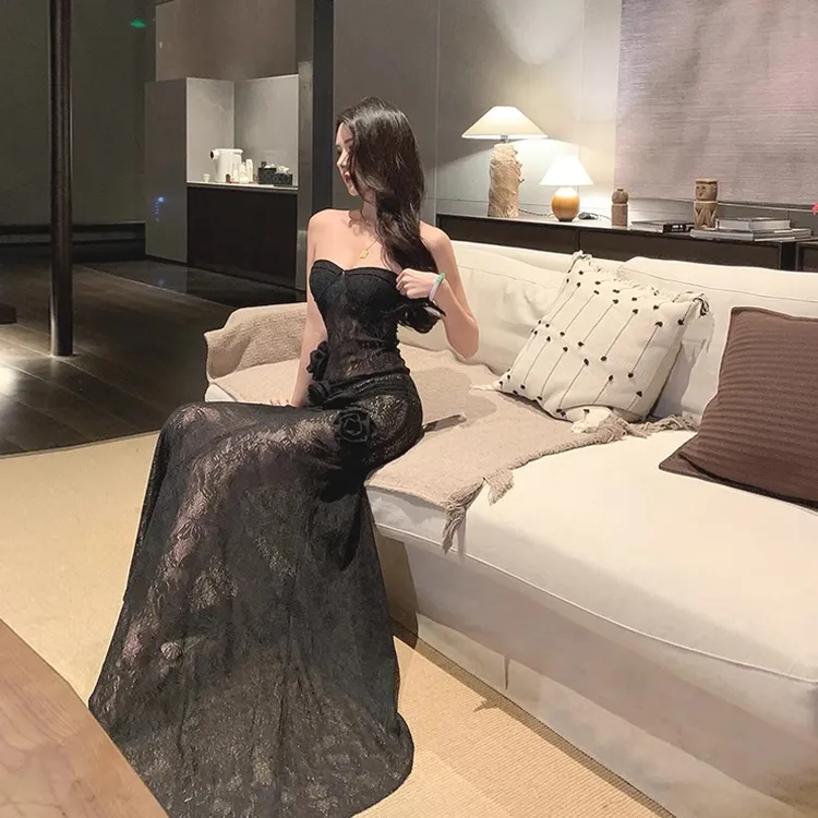 法式黑色蕾丝修身立体花朵连衣裙女轻奢高级感网纱透视裙抹胸礼服