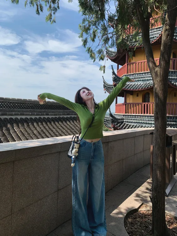 2025初秋休闲风时尚百搭长袖修身气质上衣高腰牛仔阔腿裤两件套女