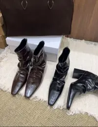 BULVJI尖头褶皱带跟短靴 560（福福）