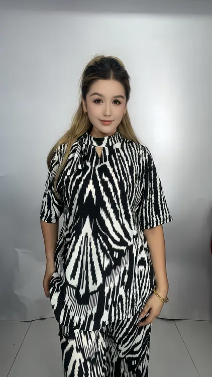 艾特莱斯民族风格两件套  atlas 