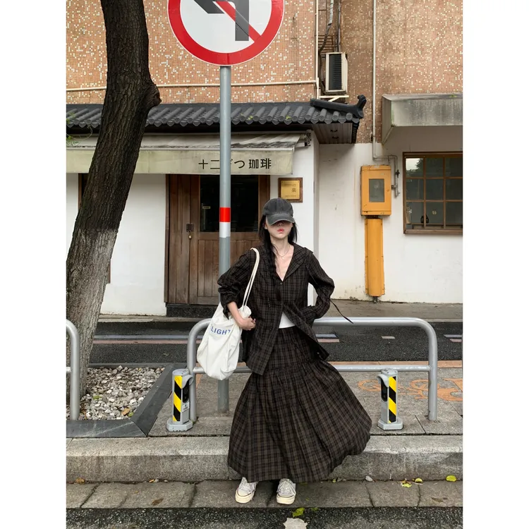美式辣妹复古咖色格子衬衫气质长袖衬衣秋季设计感上衣半身裙套装