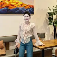 Sunshine【纯欲韩女】初秋温柔甜美气质荷叶边衬衫（要穿粉底液美背）