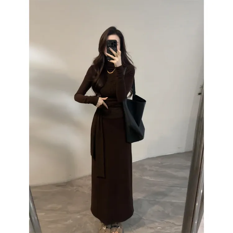 【大婷婷】长裙时尚显瘦假两件拼接秋冬设计时尚复古连衣裙DT1825