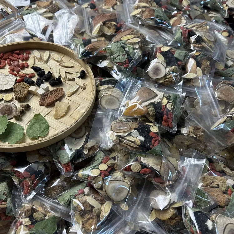 鹿茸片搭配桑葚黄芪等泡水煮水泡酒原材料13样