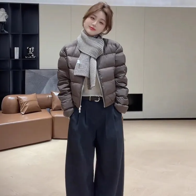 时尚短款羽绒服女2025冬季新款洋气宽松小个子加厚保暖面包服外套