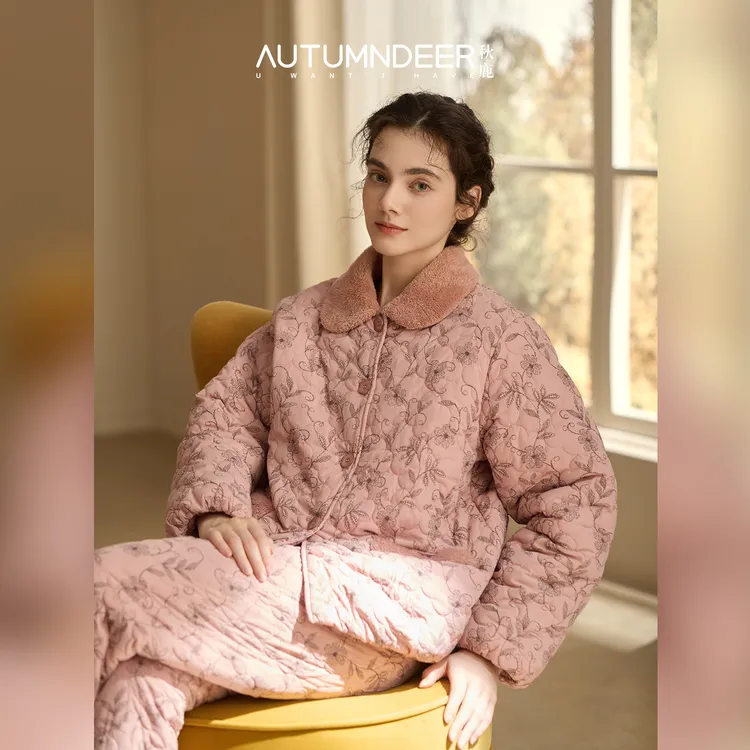 秋鹿塔夫绸印花夹棉披绒扣领长袖长裤女套时尚保暖家居服