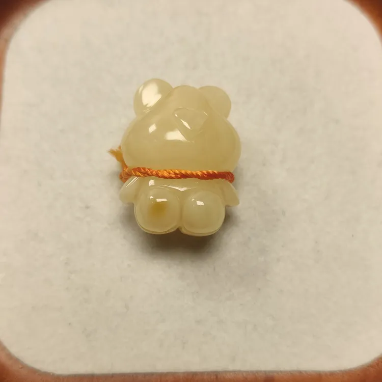 天然蜜蜡白花小熊吊坠