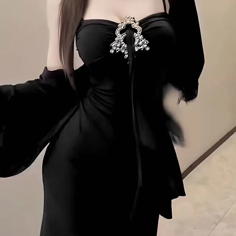 纯欲风蕾丝挂脖吊带连衣裙女夏季收腰气质长裙子防晒开衫两件套装