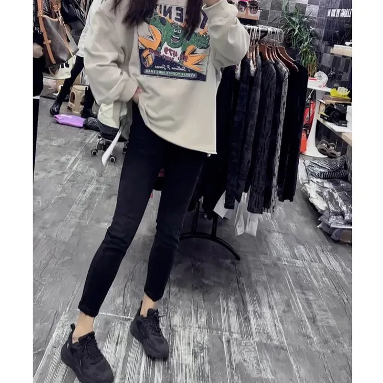黑灰色高腰弹力小脚牛仔裤女秋冬加绒加厚大码修身显瘦九分铅笔裤