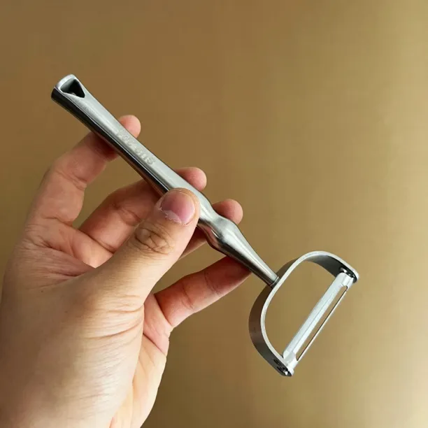 304不锈钢削皮刀刮皮器厨房家用土豆去皮神器水果蔬菜瓜刨子一体