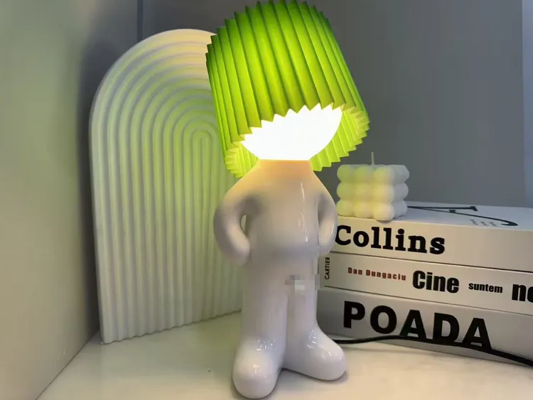 害羞男孩夜灯台灯装饰小礼物床头氛围灯卧室小淘气孩网红灯