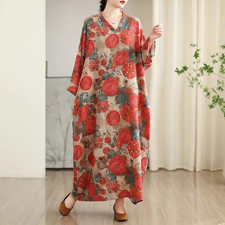 清仓捡漏~2025秋季大码宽松显瘦连衣裙花色度假风V领复古长裙女装