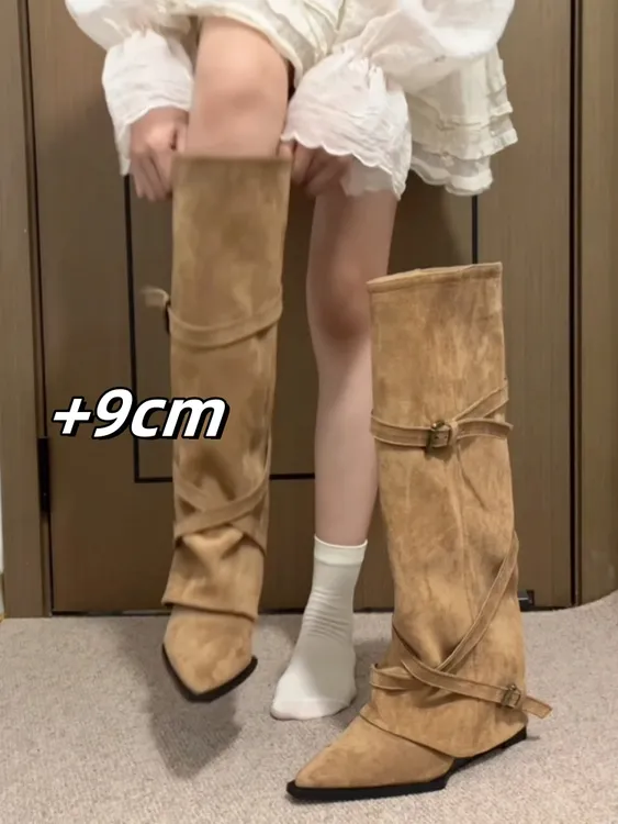 小个子增高9cm尖头骑士堆堆靴女2025新款长筒靴皮带扣坡跟时装靴