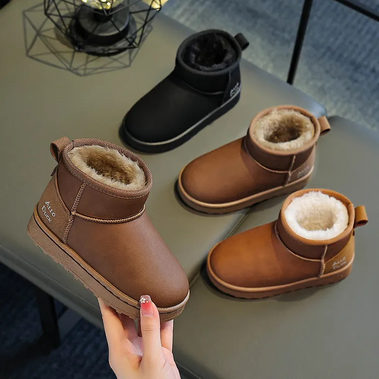 冬季儿童雪地靴防水男女童时尚短靴子宝宝加绒保暖棉鞋小孩防滑靴