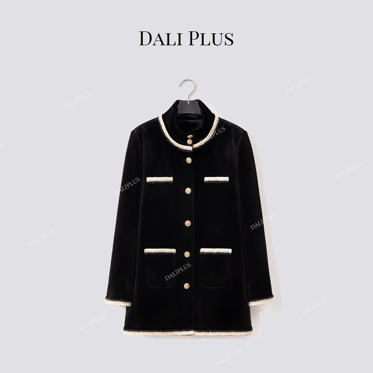 DALI PLUS“立领丝绒95白鹅绒服”编织带香风羽绒服轻装滑-D5ST1576
