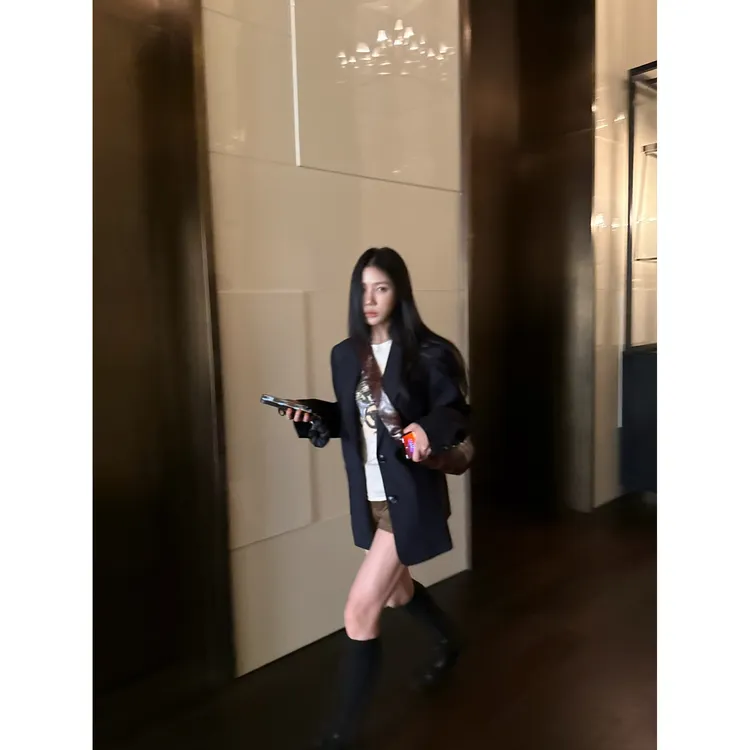 70不是七十【巴黎冷雨】秋季韩系宽松 垫肩廓形西装外套