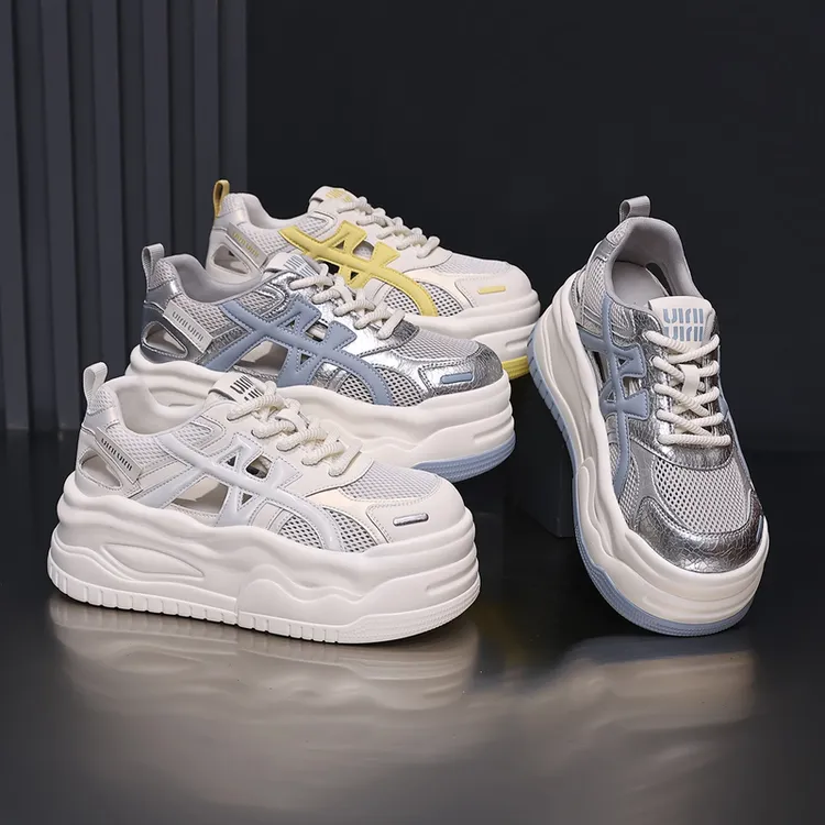 殊彩7cm厚底网面小白鞋女2025夏新款镂空透气休闲板鞋品牌类似款