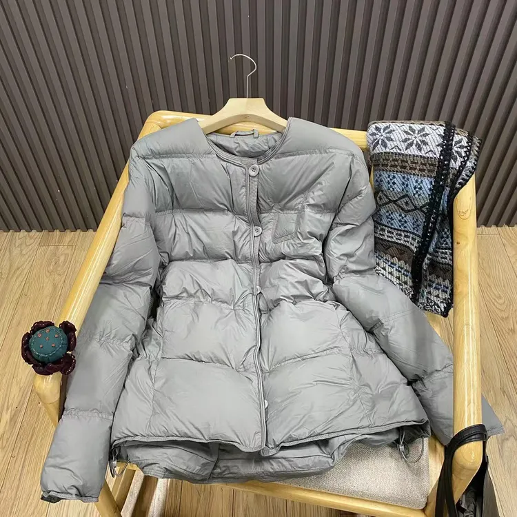 秋冬圆领90白鸭绒羽绒服宽松短款复古文艺百搭保暖外套女W7711