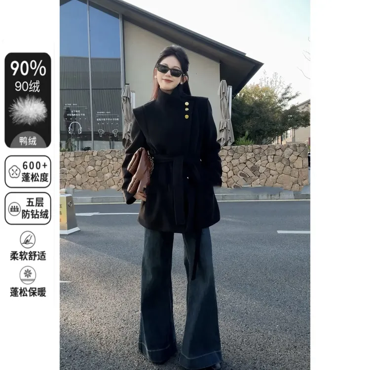 90白鸭绒轻奢气质黑毛呢2025年冬新款经典显瘦小个子呢大衣外套