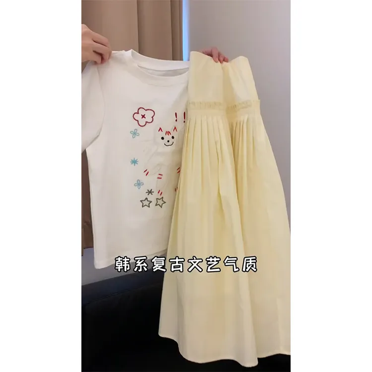 温柔甜美可爱猫咪短袖圆领衬衫套装女夏季新款时尚宽松裙子两件套