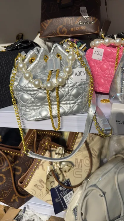 时尚单肩包斜挎手提包