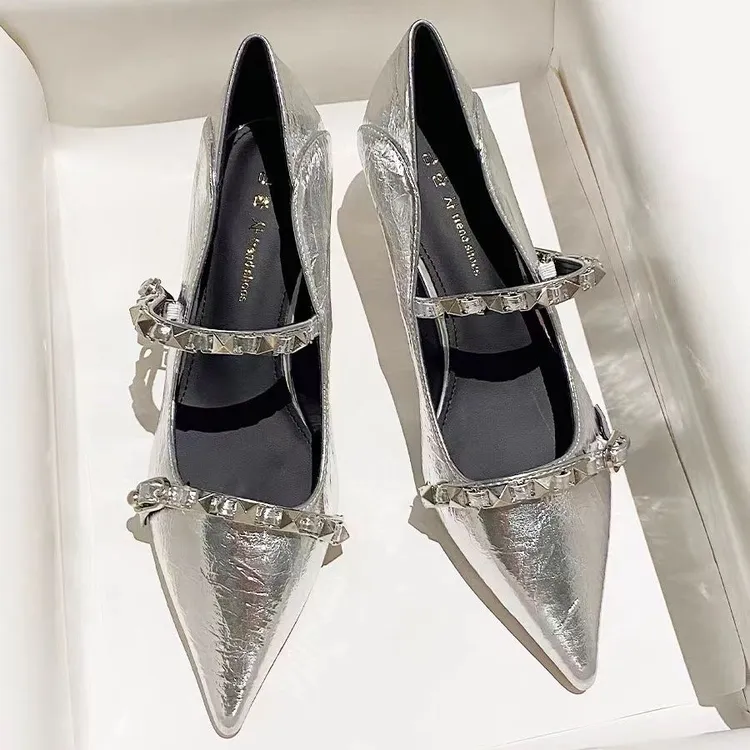 爆款红底单跟气质黑色时尚女鞋细跟春季通勤工作鞋一字带浅口单鞋