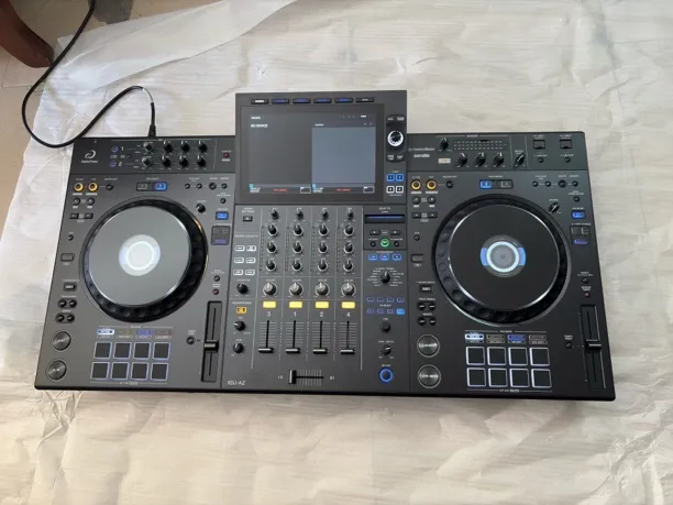 未拆封 pioneer/先锋 先锋xdj az新款一体机四路混音彩色波型显示
