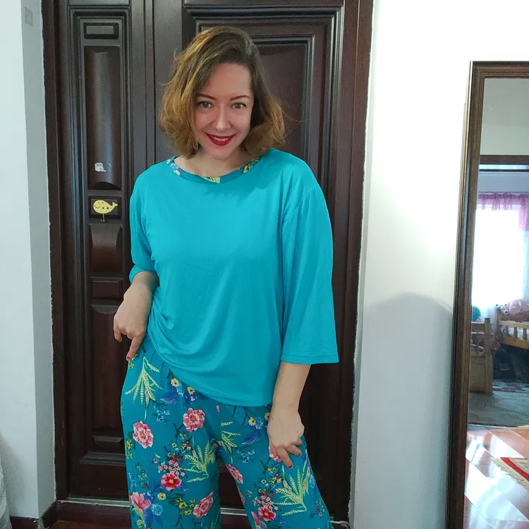 舒适时尚女睡衣套装家居服