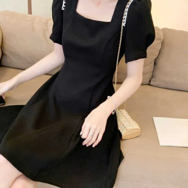 法式小个子连衣裙女夏季高贵气质收腰显瘦蕾丝边方领泡泡袖小黑裙