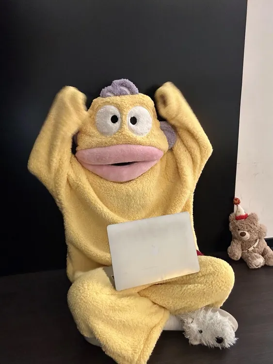 可爱卡通黄色小丑鱼连帽珊瑚绒睡衣女秋冬新款加厚保暖家居服套装