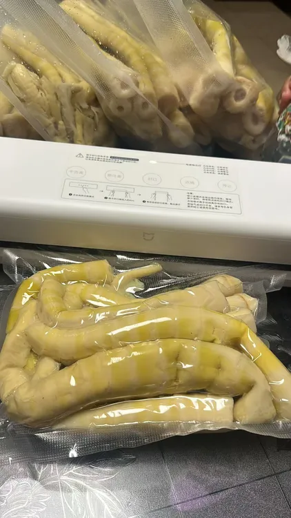 新鲜野生竹笋嫩笋尖清汁笋可用于火锅食材