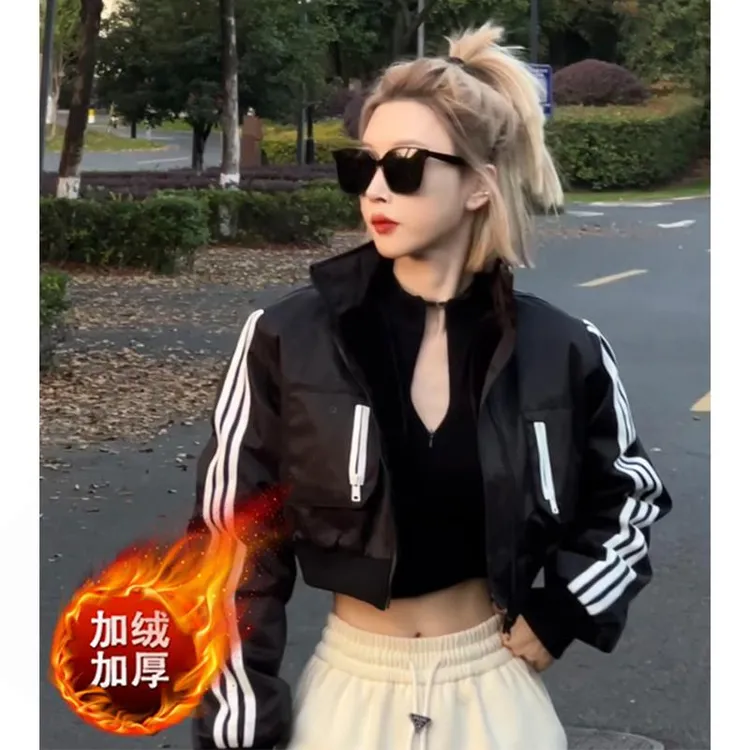 美式立领加绒外套女秋冬季2025新款宽松休闲短款机车棒球服上衣潮