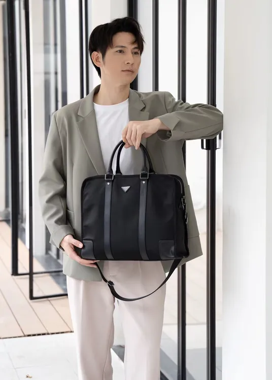 新款黑色尼龙男士公文手提包休闲便携