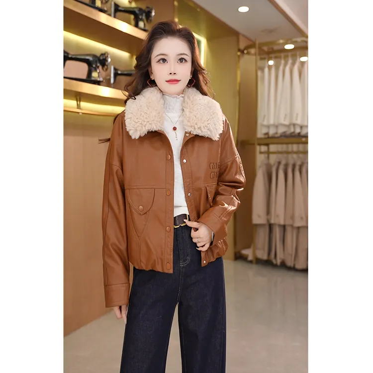 睦火火2025冬季新款美式复古烫字皮衣外套女时尚酷飒风夹克